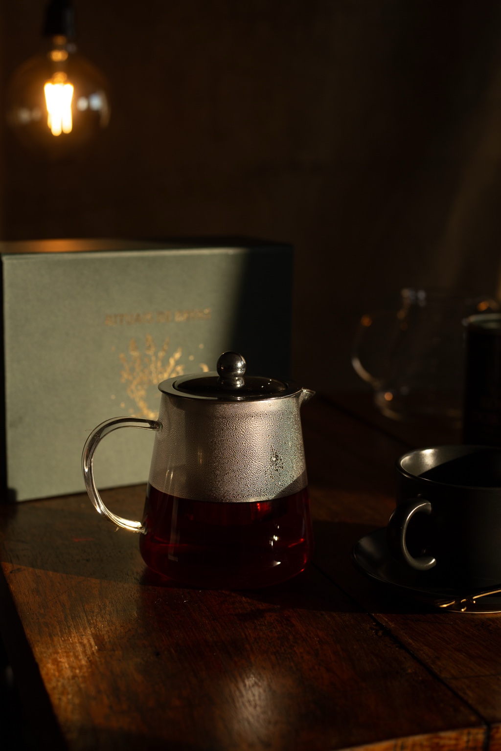 Blend Detox servido em ritual de chá